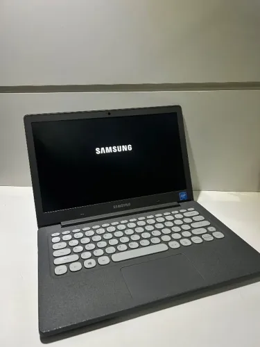 Notebook Samsung Flash F30 Cinza Chumbo