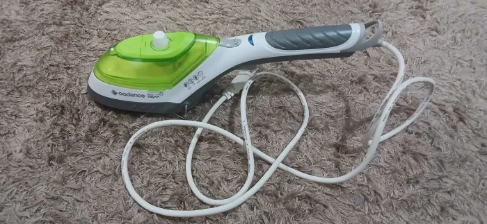 Passadeira a vapor vertical