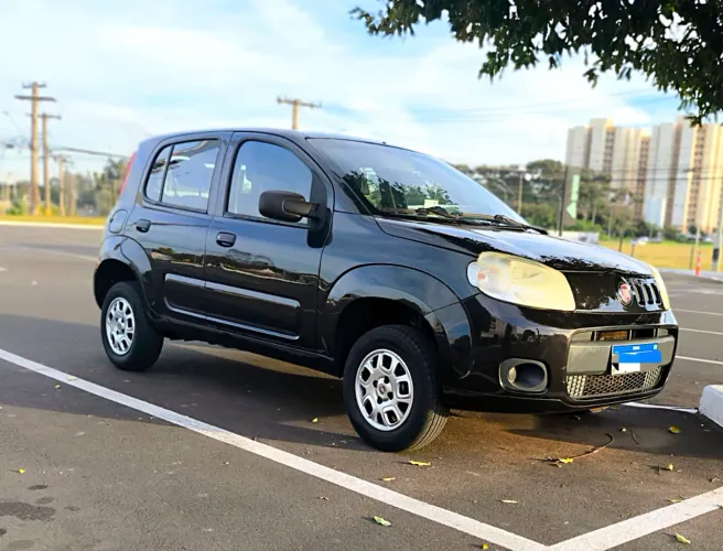 Fiat Uno Vivace/rua 1.0 EVO Fire Flex 8V 5P 2015