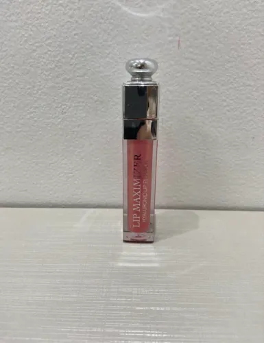 Gloss maximizador de lábios dior lip maximizer cor 010