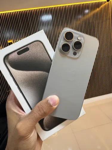 IPHONE 15 PRO MAX - 256GB - NOVÍSSIMO