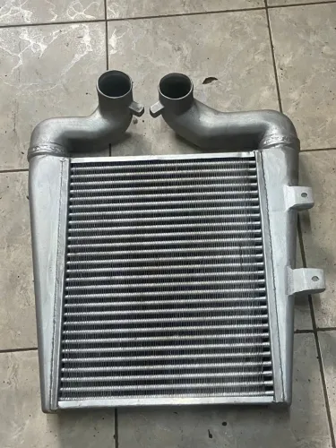 Intercooler ( Radiador ) Mercedes-benz 1620 1214 1414 1723 1218 1418 1721