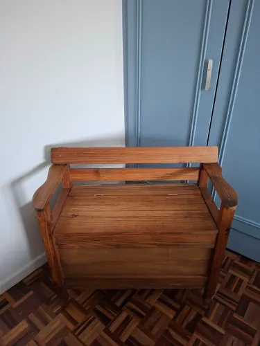 Banco Bau Vintage com almofada