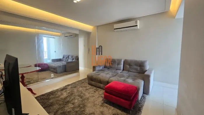 Um Lugar Imoveis Aluga: Apartamento com 3 quartos sendo 1 suíte no Edifício Piatã, Marco,