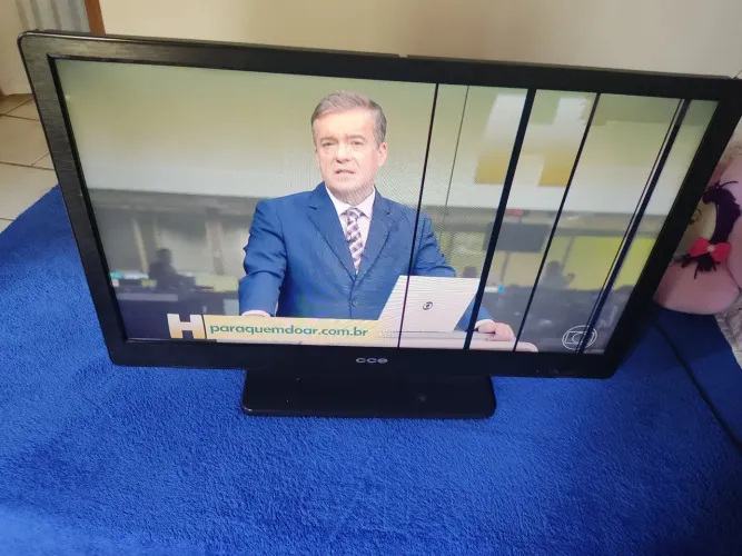 TV digital 32 polegadas CCE