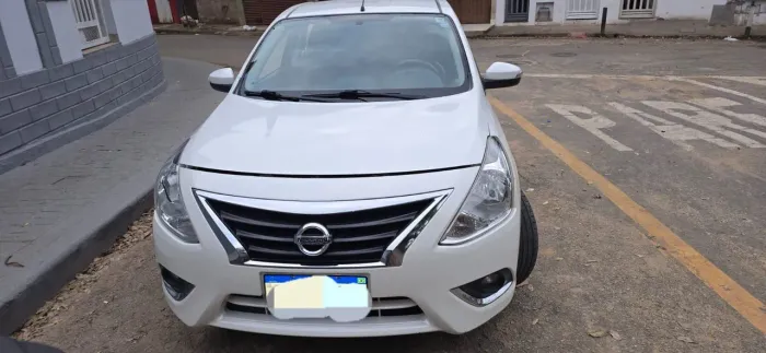 Nissan Versa Unique 1.6 16V Flexstart 4P Aut. 2017
