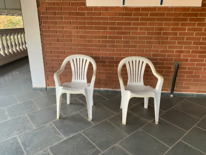 Cadeira de plástico