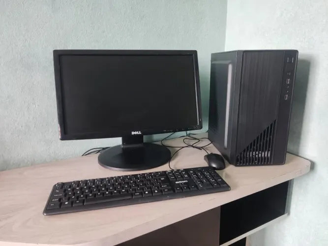 Core i5 - 16GB RAM - SSD 240GB - NVIDIA 2GB - Tela 20" (entrego)