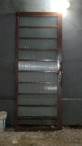 Porta metal 0,82x2,10m