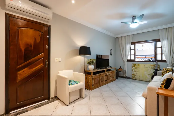 Casa para venda em Jardim Santa Cruz (Campo Grande) com 3 quartos, sendo 1 suíte, 128m²