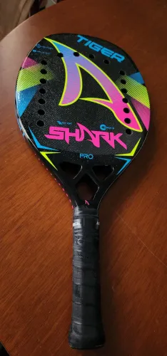 Raquete de Beach Tennis shark pró