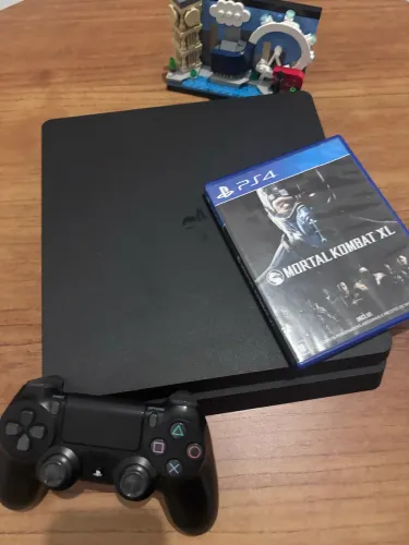 PlayStation 4 slim 800G