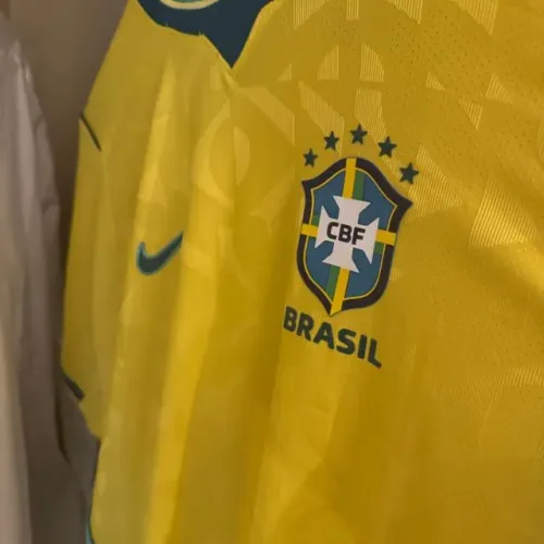 Blusa Brasil jogador 2026 - G