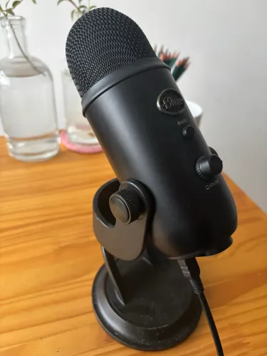 Microfone USB Blue Yeti