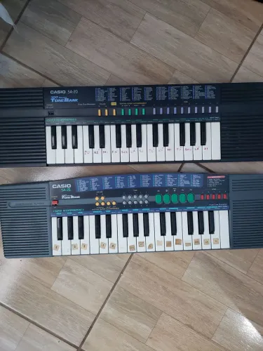 2 teclados casio