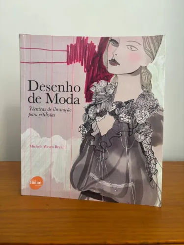 Livro Desenho de Moda Senac