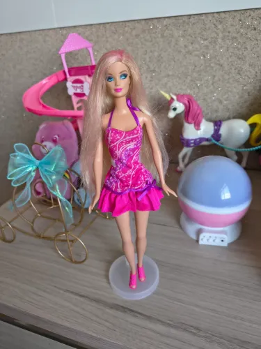 Barbie Glam hair