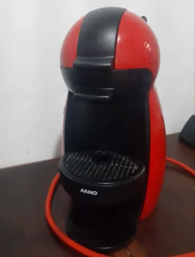 Cafeteira Dolce Gusto Piccolo Arno
