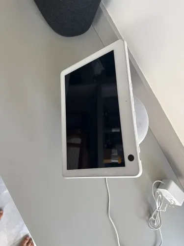 Alexa echo show 10 360