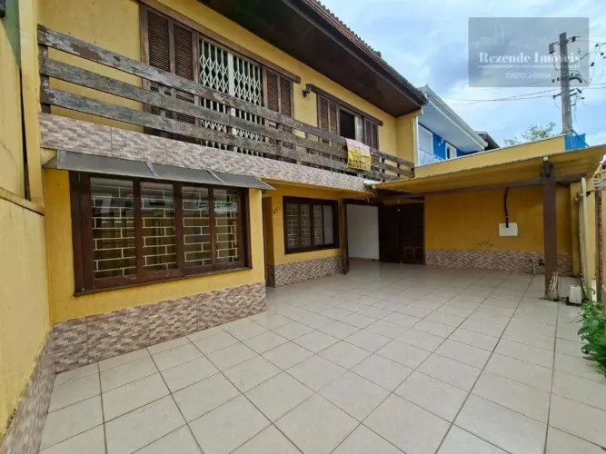 Sobrado a venda no Portão