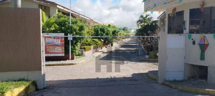 Casa de 144m² para alugar ou vender, com 4 quartos (1 suíte), localizado em Nossa Senhora 