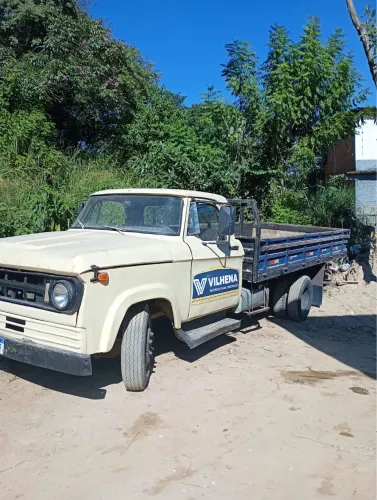 Caminhão 3/4 D-400