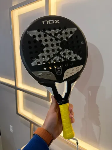 Raquete Nox Future Control 2025