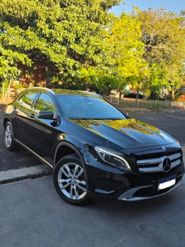 Mercedes-Benz GLA 200 Adv. 1.6/1.6 TB 16V Flex Aut. 2016