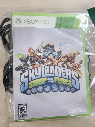 Base skylanders com jogo de xbox 360,não acompanha bonecos