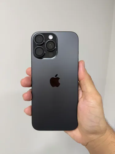 iPhone 16 Pro Max, Black Titanium, 256GB