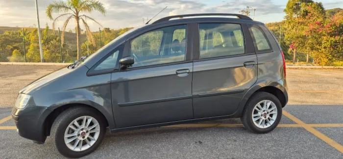 Fiat Idea ELX 1.4 MPI Fire Flex 8V 5P 2010