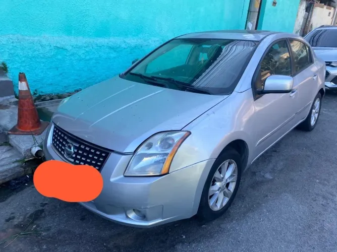 Nissan Sentra S 2.0/ 2.0 Flex Fuel 16V Aut. 2011