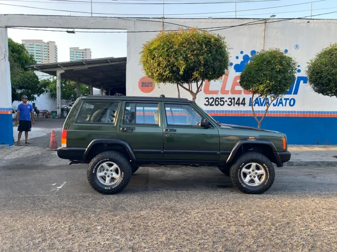 Jeep Cherokee Sport 4.0 Mec./aut. 1998