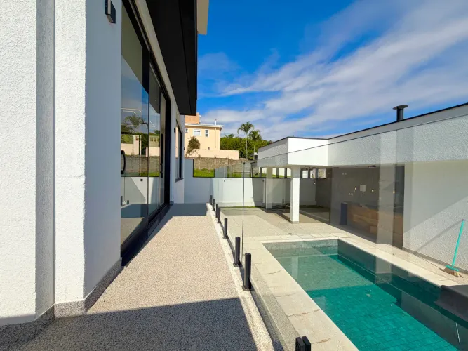 Casa em condomínio à venda e para locação com 4 quartos, 342 m² - Parque das Quaresmeiras