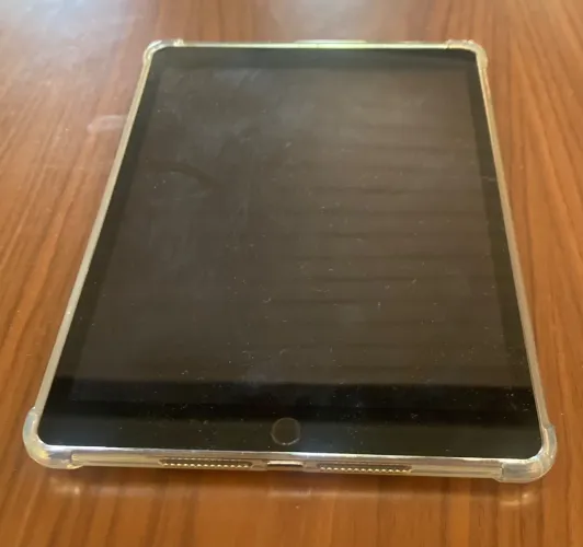 Ipad 7 geração. 32GB. Cinza