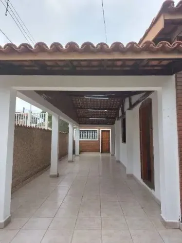 Casa a venda na Vila São Francisco