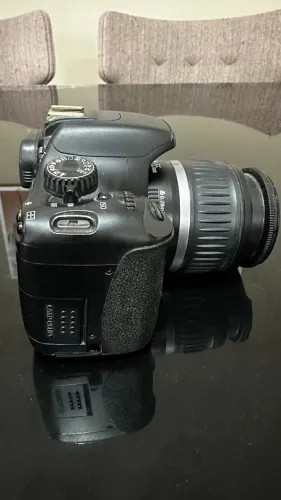 Máquina fotográfica profissional