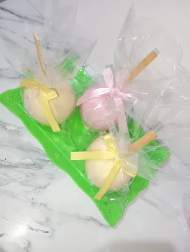 Maçã de amor de chocolate pirulitos , trufas e Bolos de aniversário 