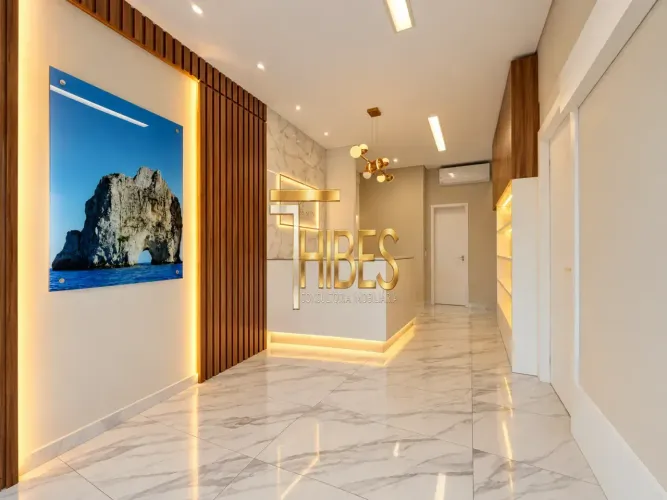 SALA COMERCIAL DE 118 m² COM 2 VAGAS | IDEAL PARA CLÍNICAS, CONSULTÓRIOS E ESCRITÓRIOS - P