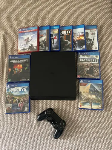 PS4 slim 1 TB
