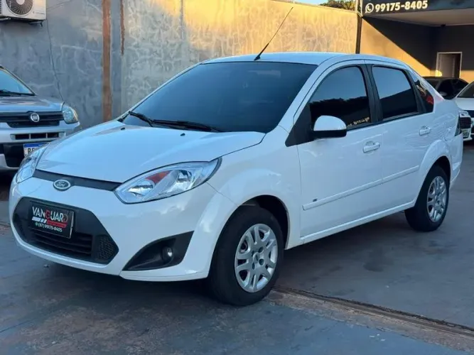 Ford Fiesta Sedan 1.6 16V Flex Mec. 2014