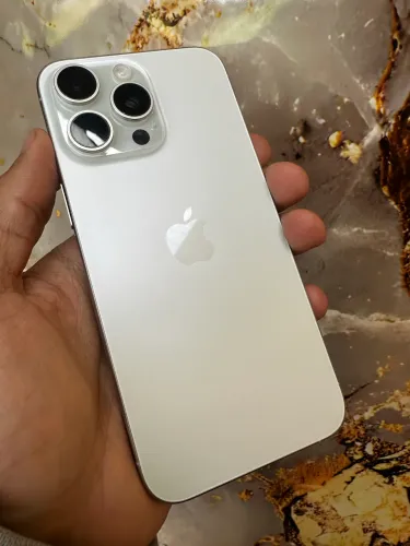 Iphone 15 Pro Max Branco