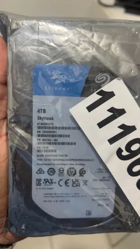 Seagate SkyHawk 4TB (Modelo: ST4000VX016)