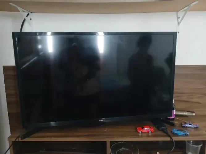 Vende esa TV 32 polega toda boa