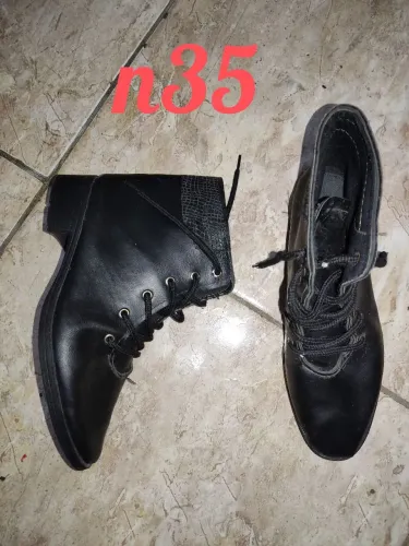 Promoção bota n35 e 37 tamanho nas fotos