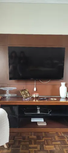 Tv smart TCL 50" precisa trocar o led, ganha suporte. Vídeo comprovando que funciona: ZAP