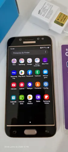 Samsung J5 Pro metal dourado 