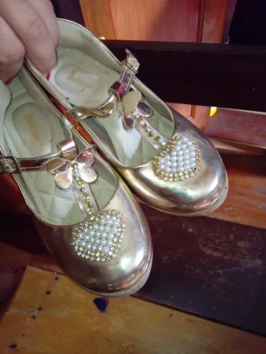 Sapato social Menina (oferta)