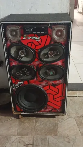 Vendo caixa de som automotivo urgente 