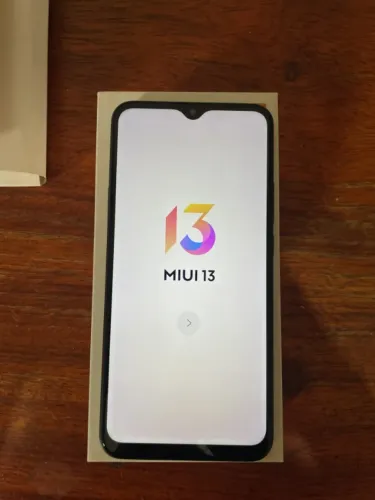 Xiaomi Redmi 9 - 64GB / 4GB RAM - Completo, Conservado e Bateria Excelente